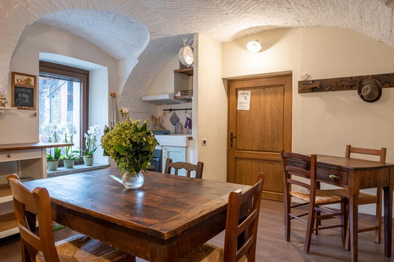 B&B Il Cortile Biella Exterior photo